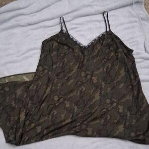 Wild Fable Camouflage Chemise